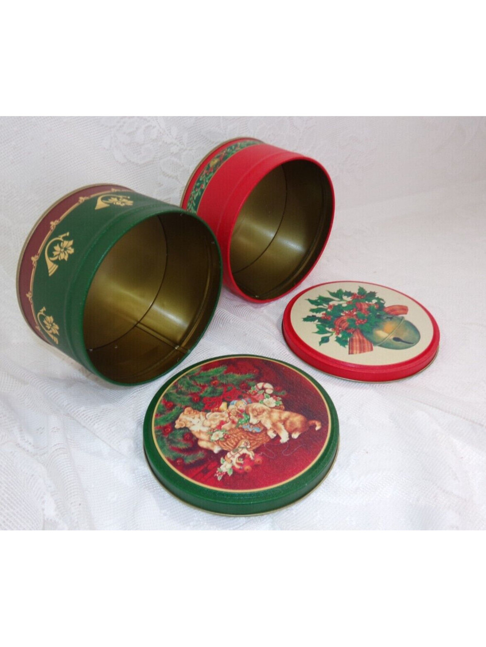 Vintage lot of 2 Christmas Tin can 3 X 5.5" Fill them up with any gift - Picture 2 of 6